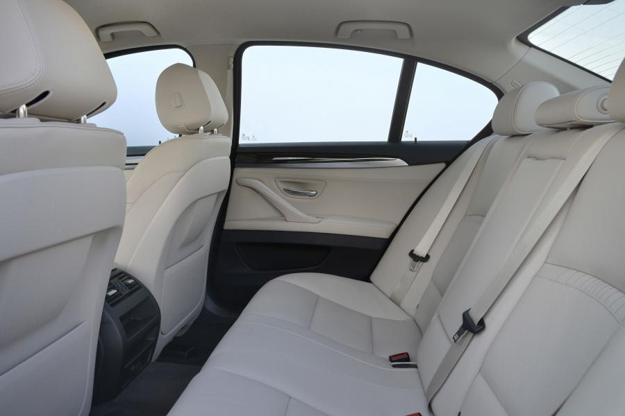  BMW 518d 2014 года  (фото 46 из 48)